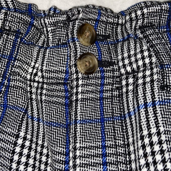 American Eagle Patterned Shorts - Picture 4 of 8